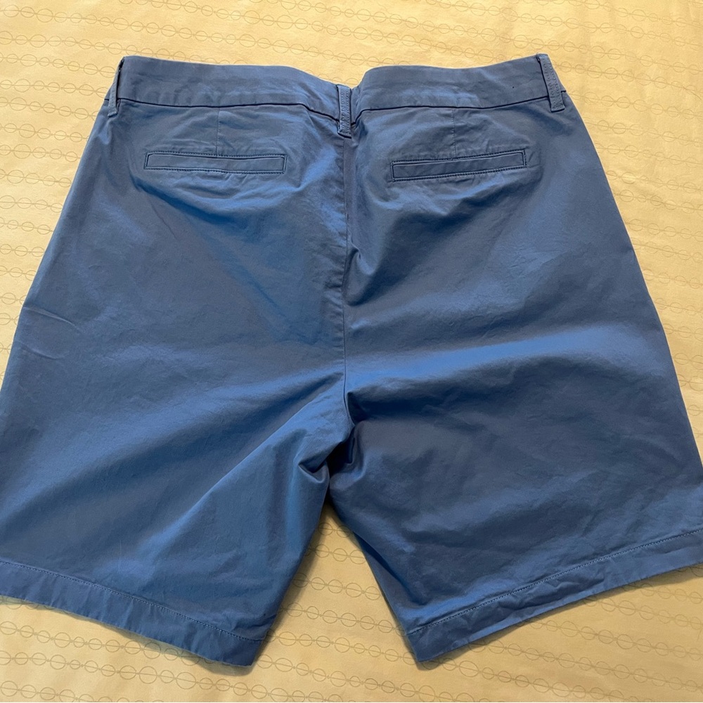J Crew 9” Frankie Chino Shorts - Picture 2 of 6